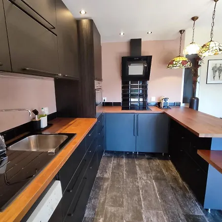 01 Sra Da Rocha Com Piscina E Ac - Casas & Papeis Armação de Pêra