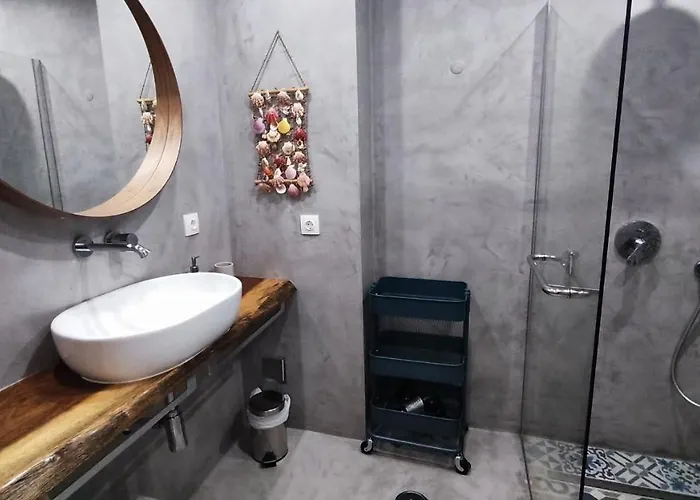 01 Sra Da Rocha Com Piscina E Ac - Casas & Papeis Armação de Pêra