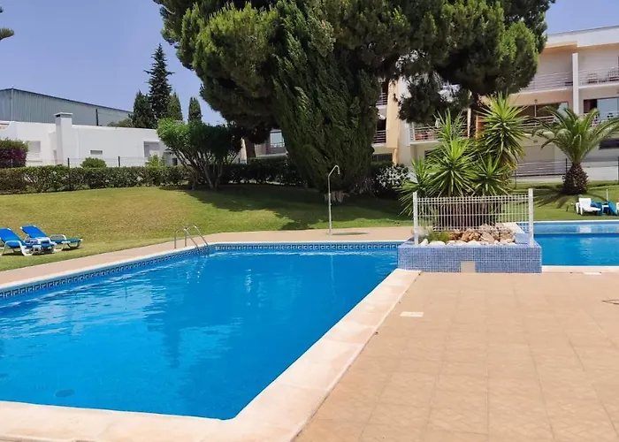 Διαμέρισμα 01 Sra Da Rocha Com Piscina E Ac - Casas & Papeis